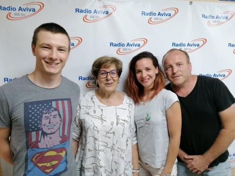 Raphaël Larché et Perla Danan pour Radio Aviva, Pauline Royo et Pascal Miralles  pour TRAC