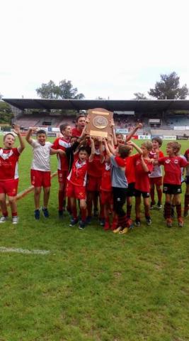 En 2018, trophée de l'école de rugby au tournoi de Toulouse.