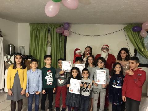 Fête de Noël animée par les élèves des cours d'arménien